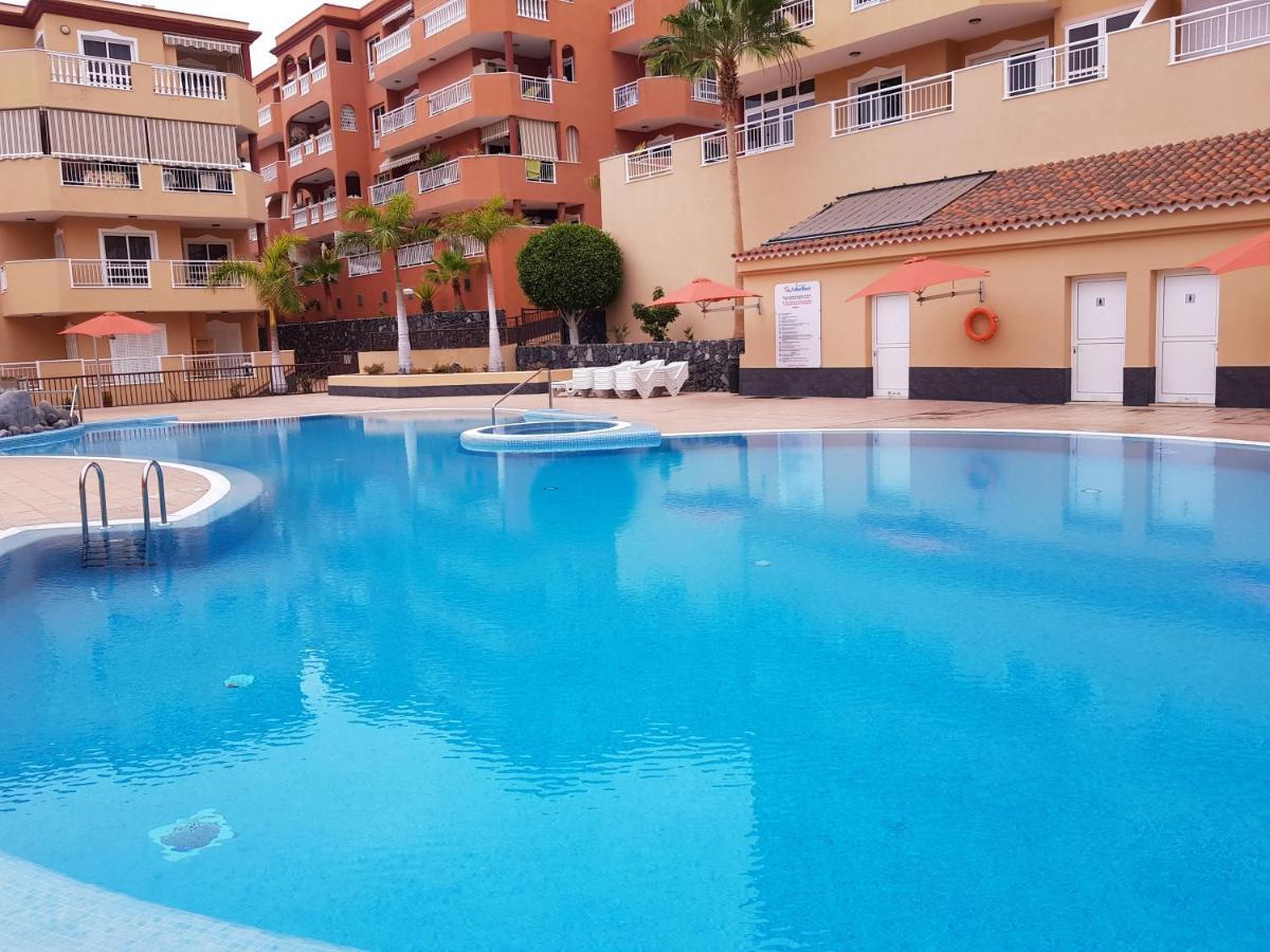 Ocean View Close To Beach With Pool & Wifi Apartment